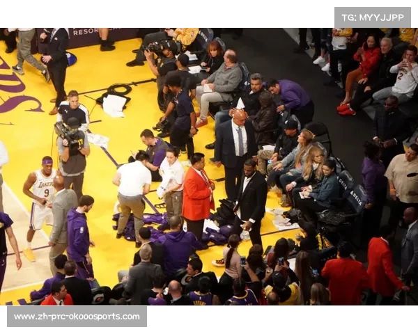 “全明星周末与中国春节文化相遇，篮球盛宴陪伴全球华人球迷热闹过大年增添节日气氛”